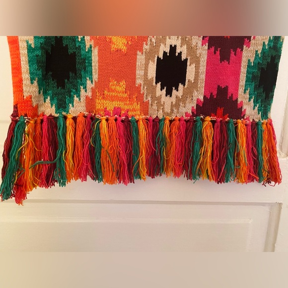 Alice & Olivia Cropped Sweater Vest- Size small (NWOT) - Picture 4 of 5